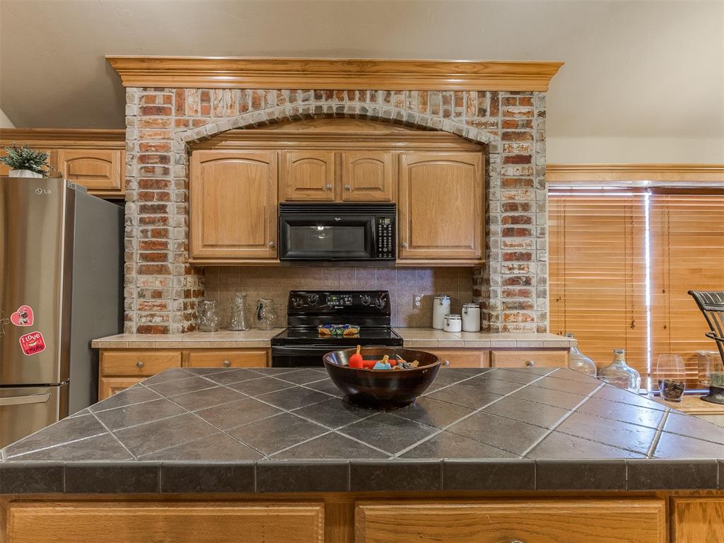 16704 Valderama Way Property Photo 40