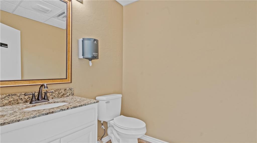 310 W Main Street Property Photo 18