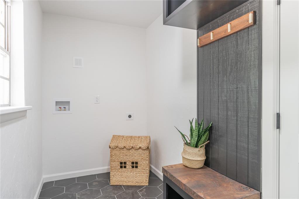 526 Dee Ann Drive Property Photo 15