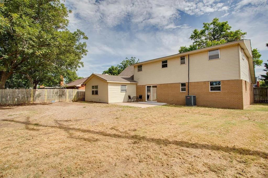 2324 Seminole Street Property Photo 34