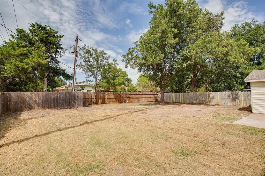 2324 Seminole Street Property Photo 35
