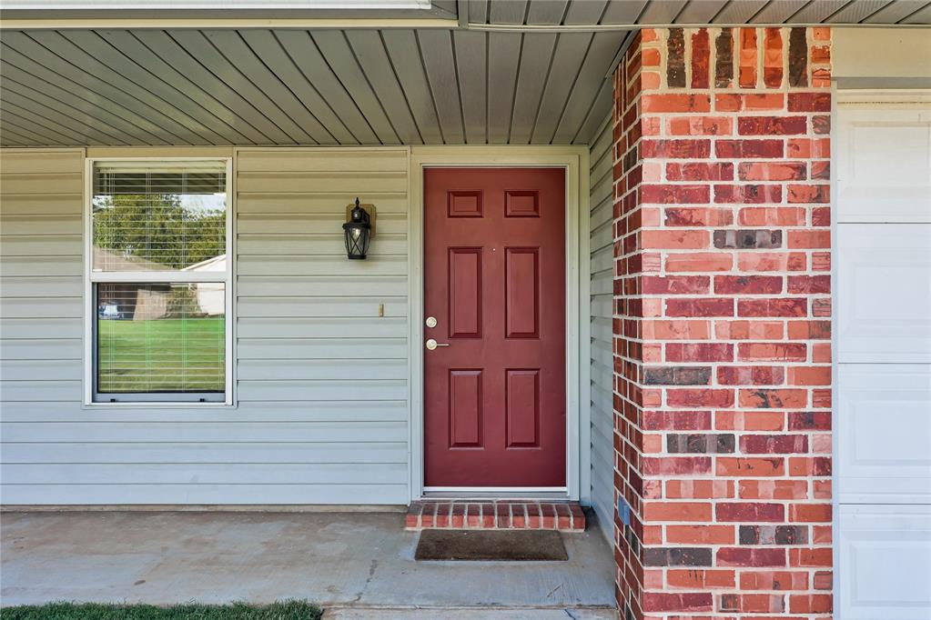 4405 Smoking Tree Drive Property Photo 5