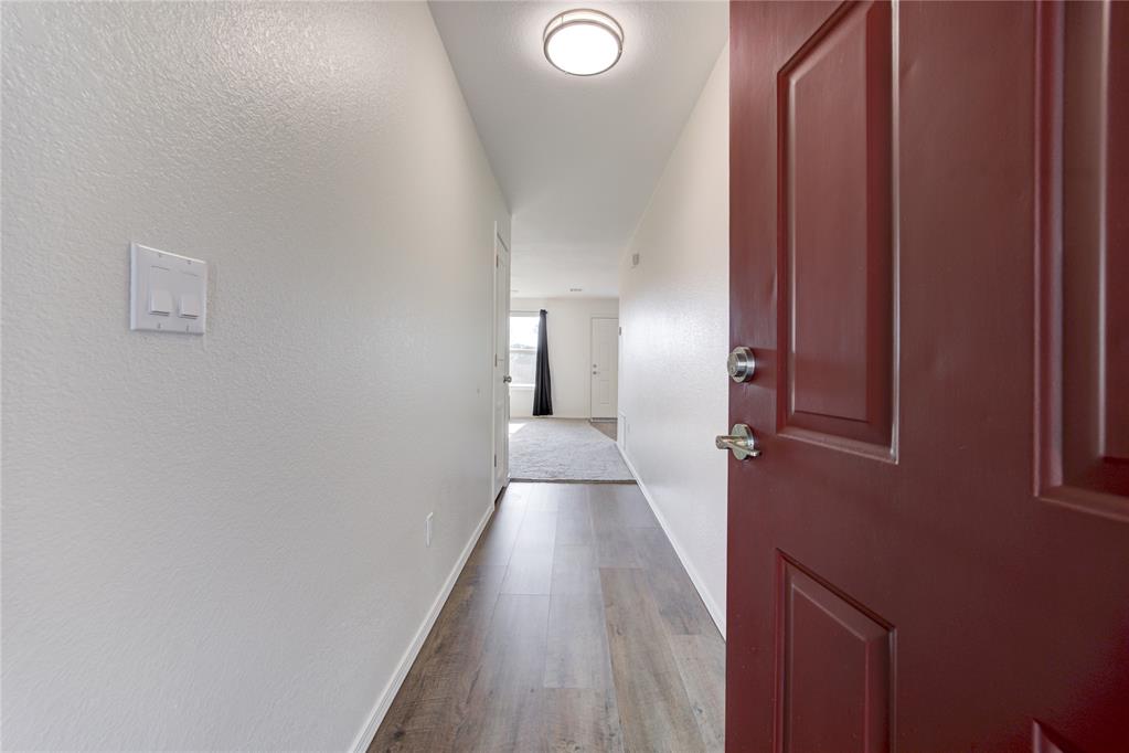 4405 Smoking Tree Drive Property Photo 6