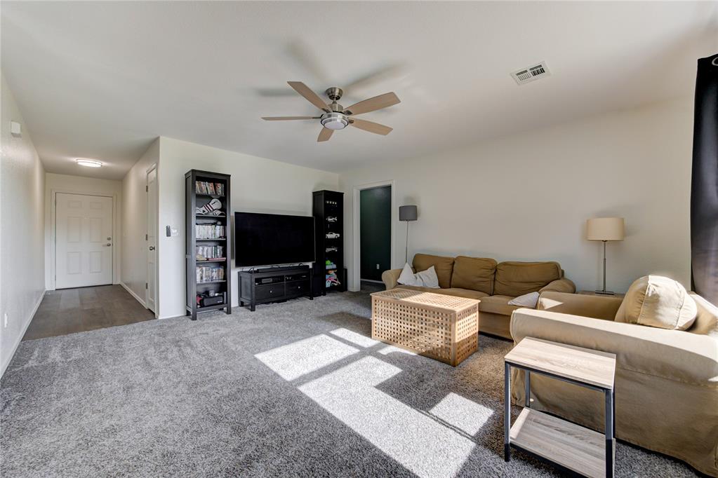 4405 Smoking Tree Drive Property Photo 8