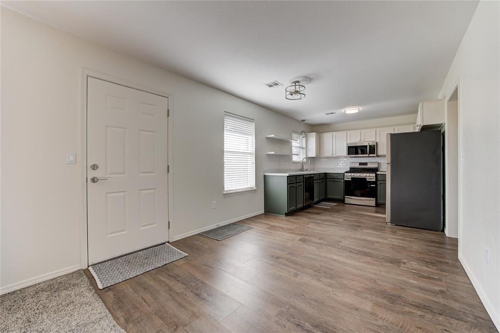 4405 Smoking Tree Drive Property Photo 11