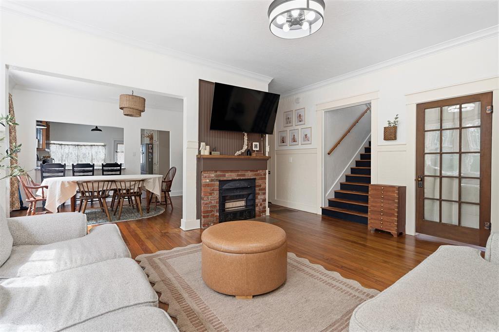 1012 W Pine Avenue Property Photo 11