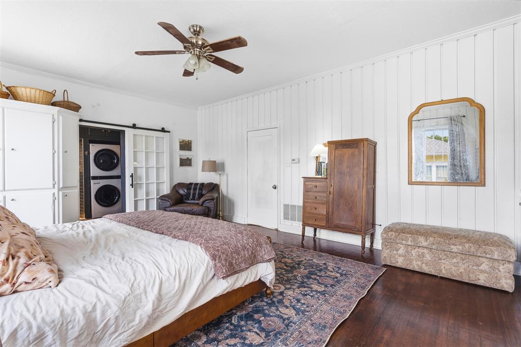 1012 W Pine Avenue Property Photo 23
