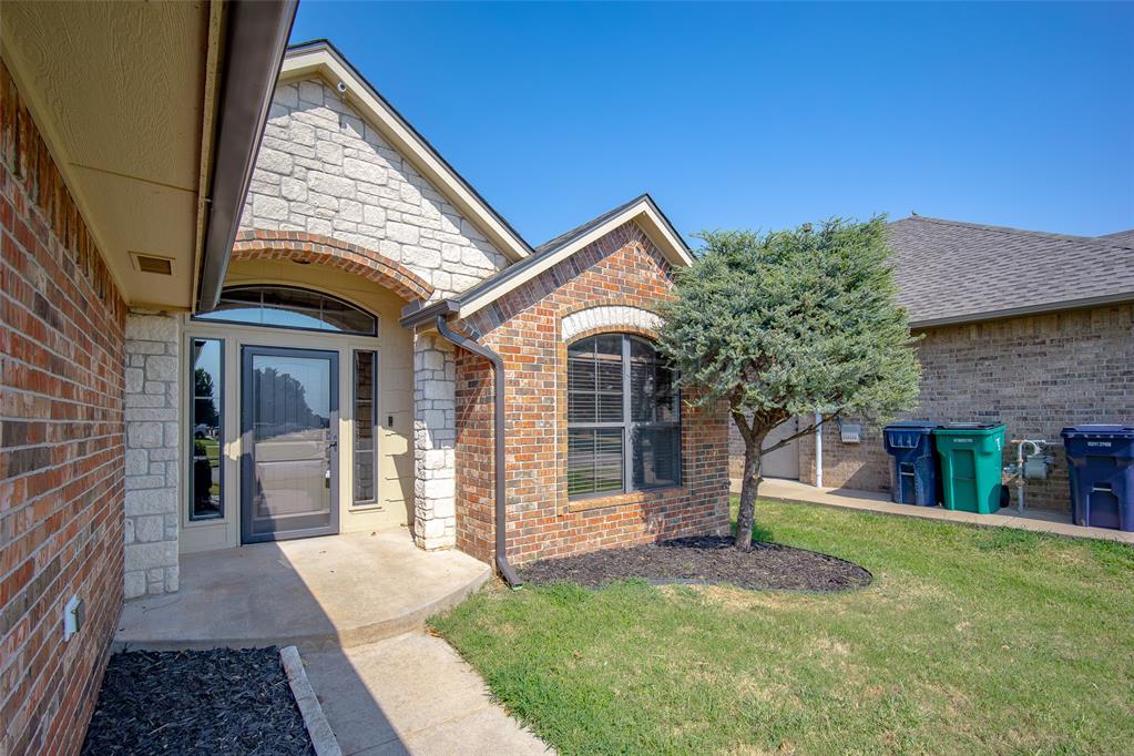 7513 Harold Drive Property Photo 2