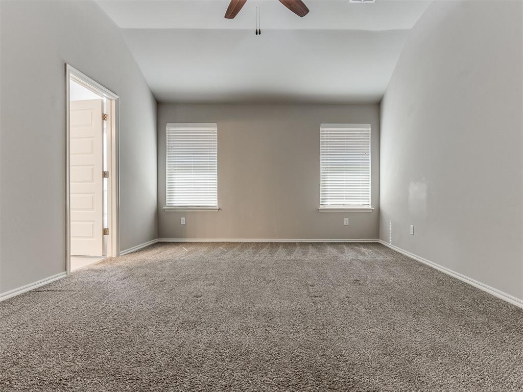 2309 Fallview Drive Property Photo 9