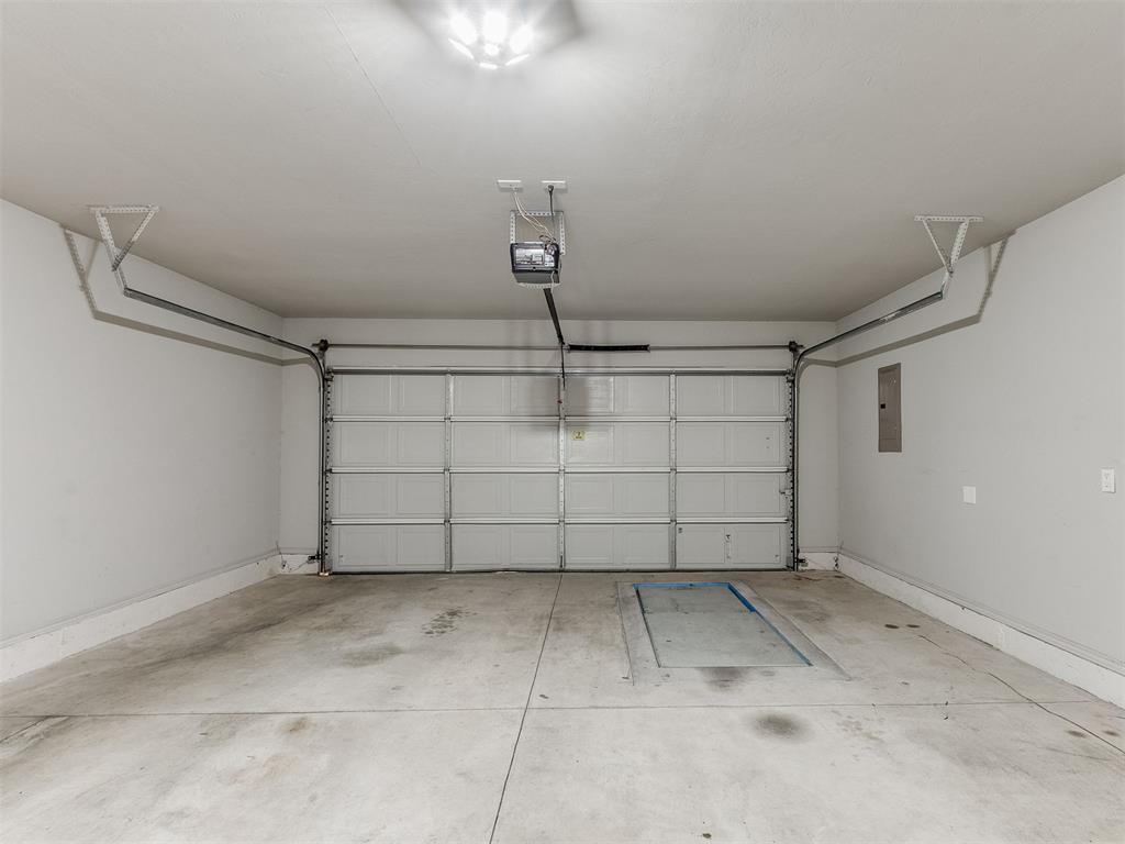 2309 Fallview Drive Property Photo 19