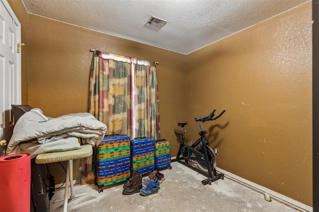 1416 Forest Glenn Circle Property Photo 19