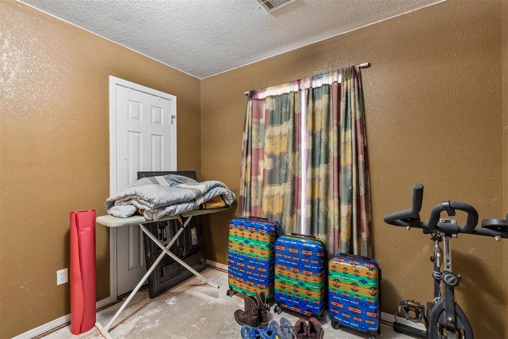 1416 Forest Glenn Circle Property Photo 20