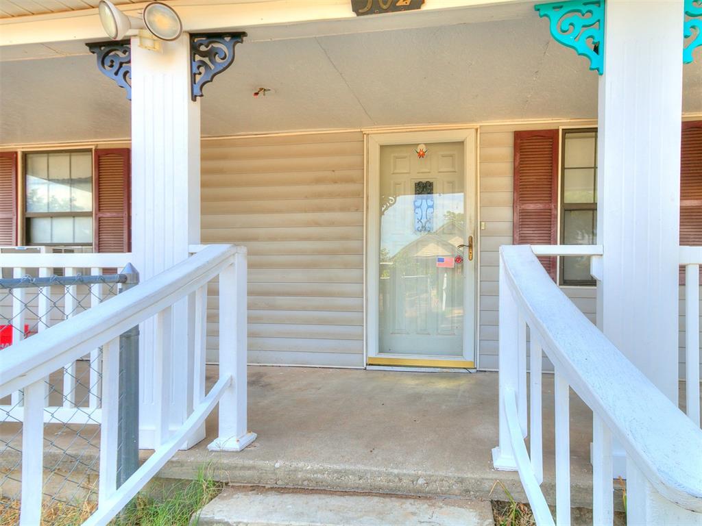 502 S Pottenger Avenue Property Photo 5