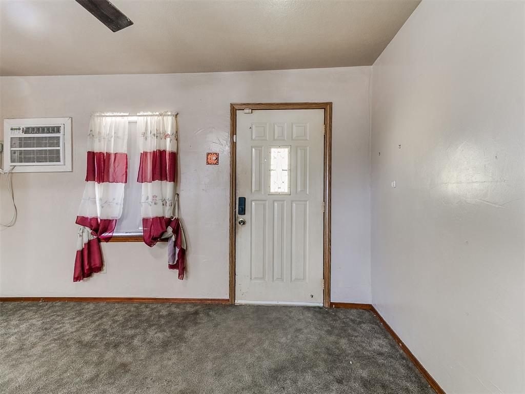 502 S Pottenger Avenue Property Photo 6