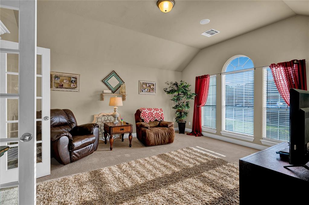 17105 Gladstone Lane Property Photo 11