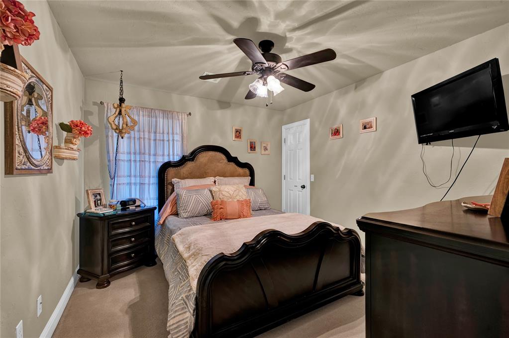 17105 Gladstone Lane Property Photo 26