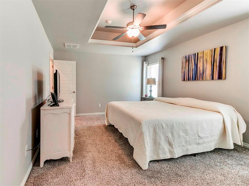 6132 Oxnard Property Photo 21