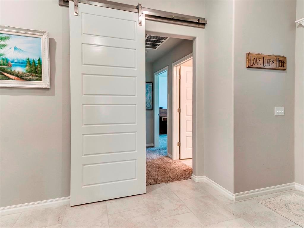 6132 Oxnard Property Photo 35