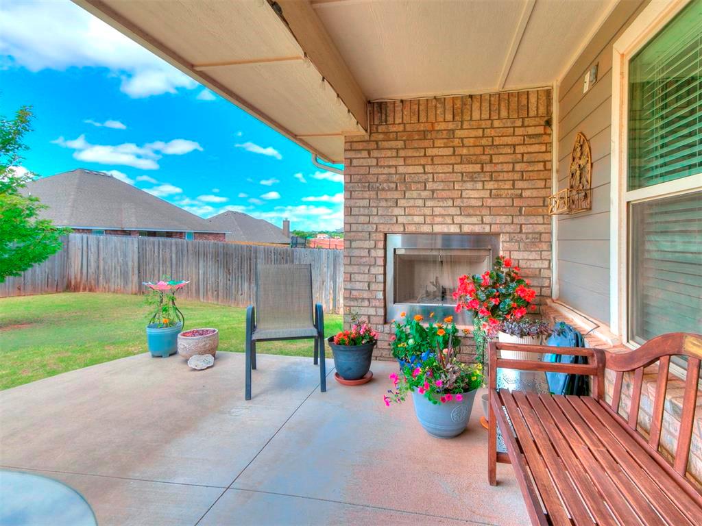 6132 Oxnard Property Photo 39