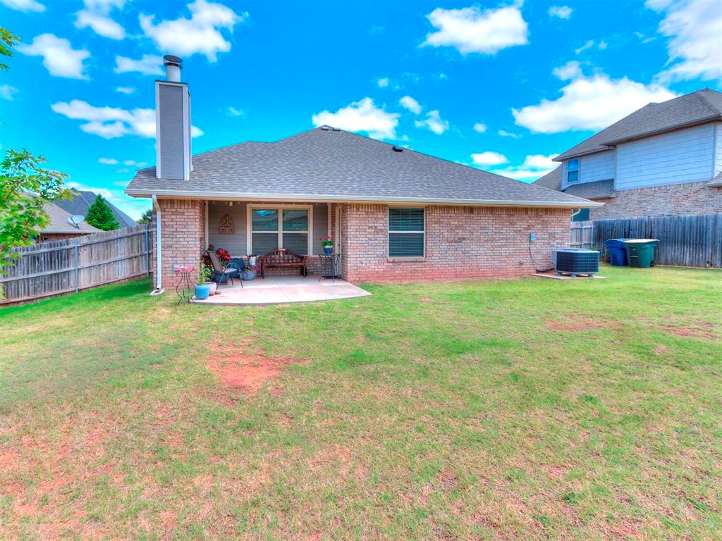 6132 Oxnard Property Photo 41