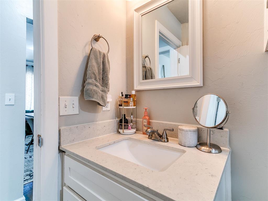 1608 Nw 44th Street Property Photo 19