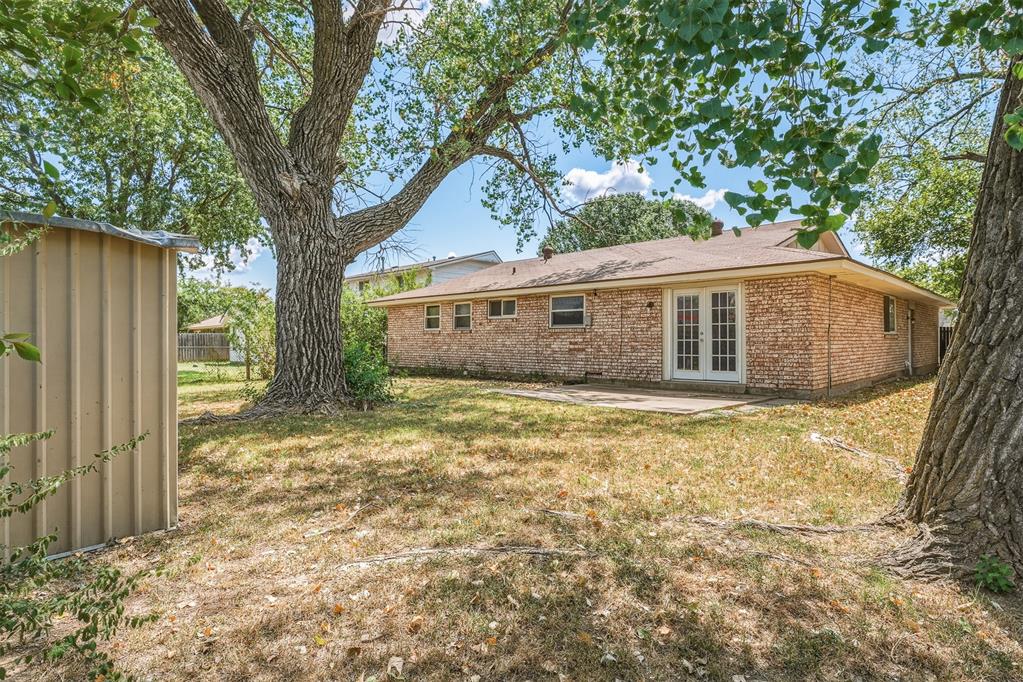 1061 W Main Street Property Photo 35
