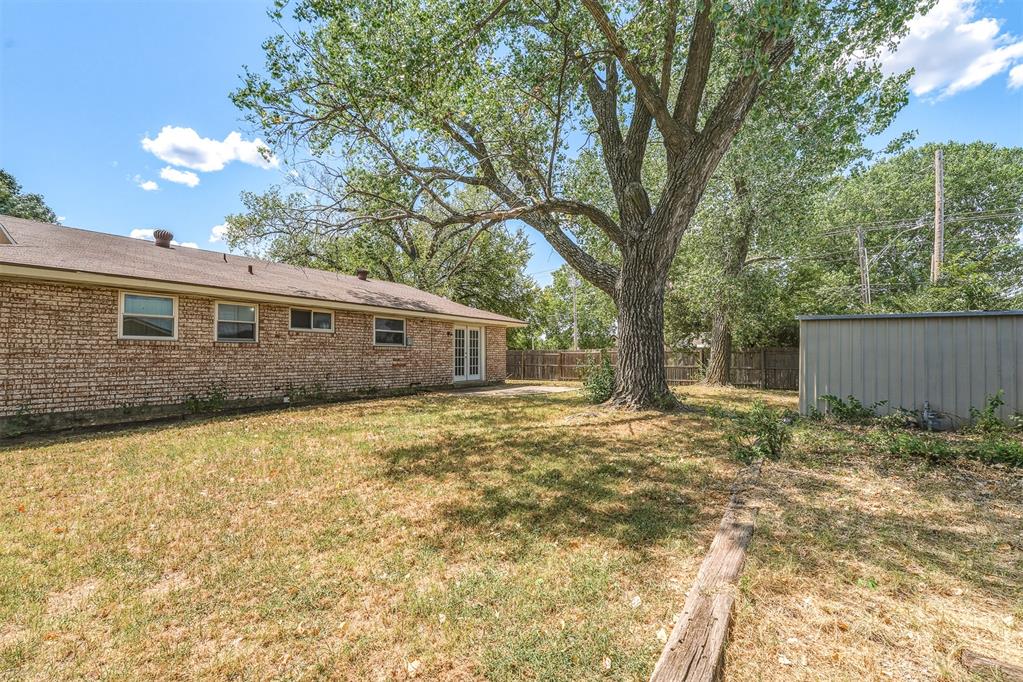 1061 W Main Street Property Photo 38