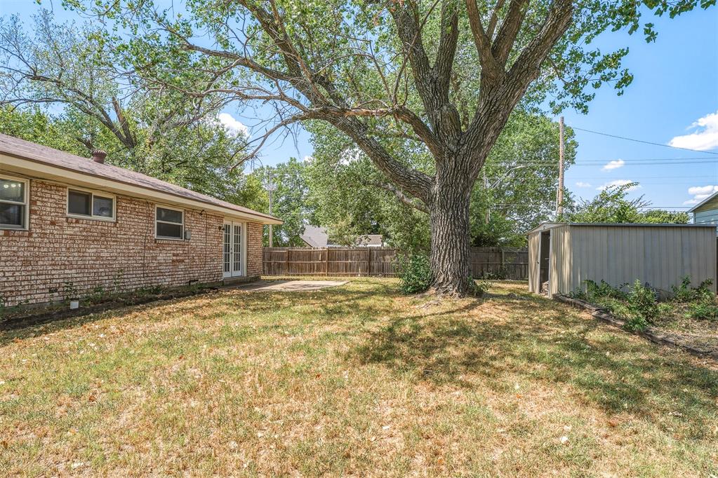 1061 W Main Street Property Photo 39