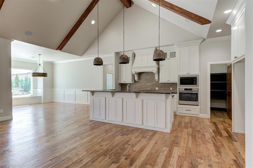 3904 Bridge Wood Lane Property Photo 10