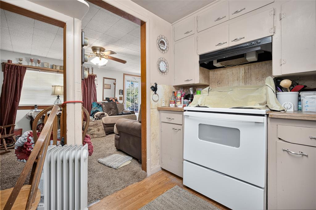 510 W H Street Property Photo 12