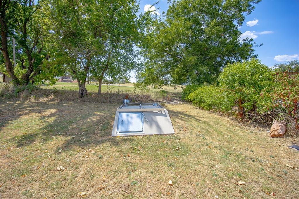 510 W H Street Property Photo 27
