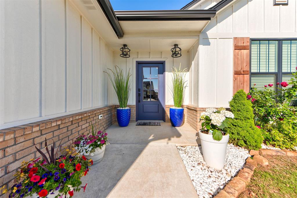 2688 Somerset Drive Property Photo 4