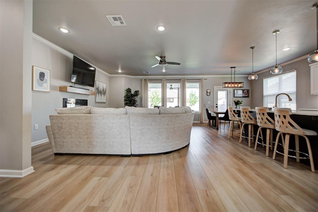 2688 Somerset Drive Property Photo 7