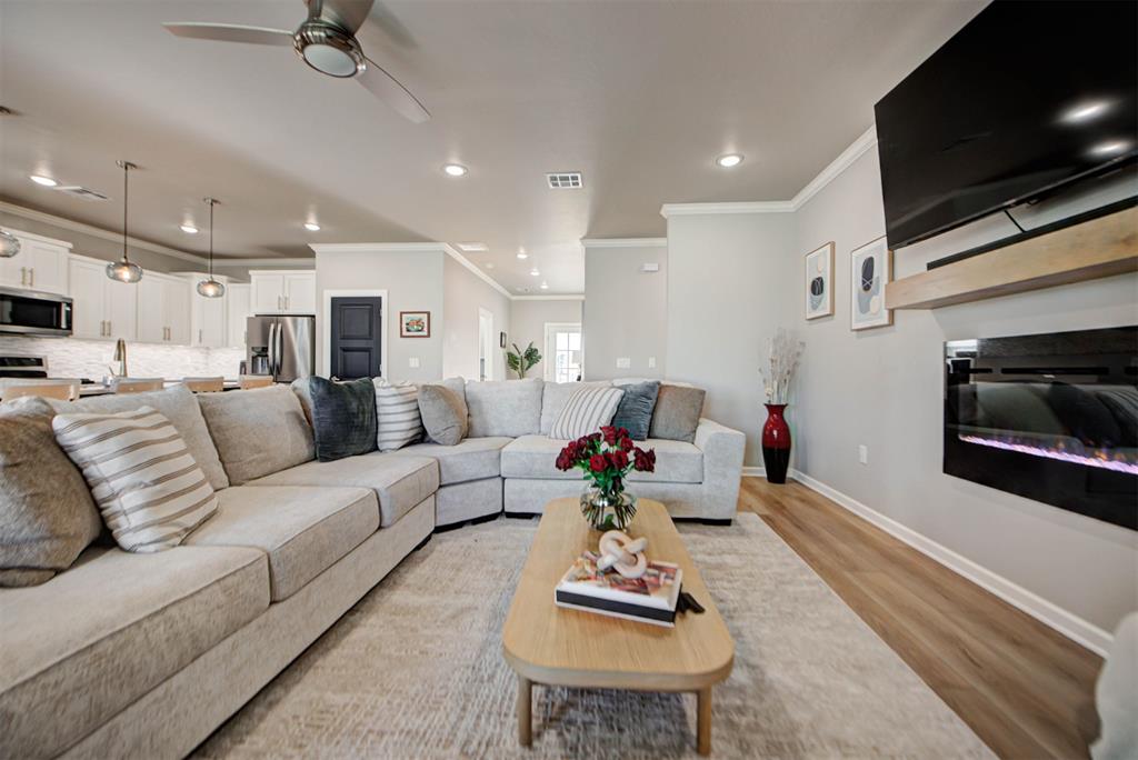 2688 Somerset Drive Property Photo 11