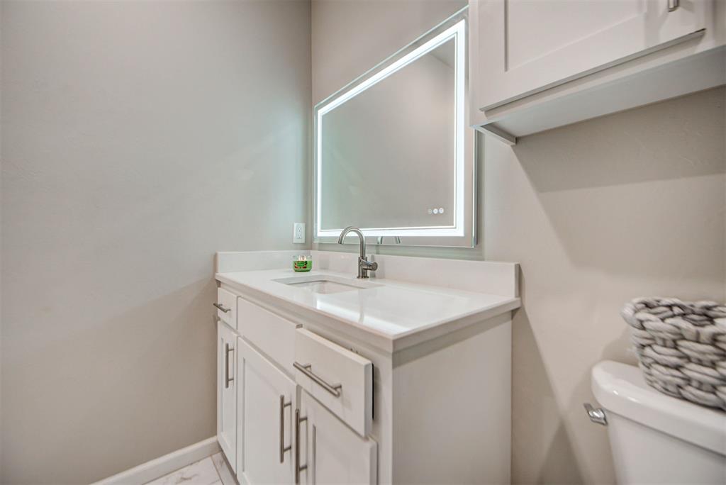 2688 Somerset Drive Property Photo 36