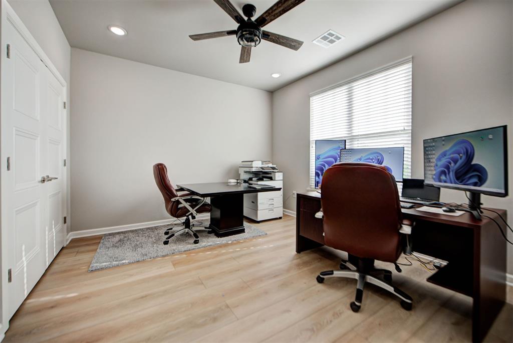 2688 Somerset Drive Property Photo 37