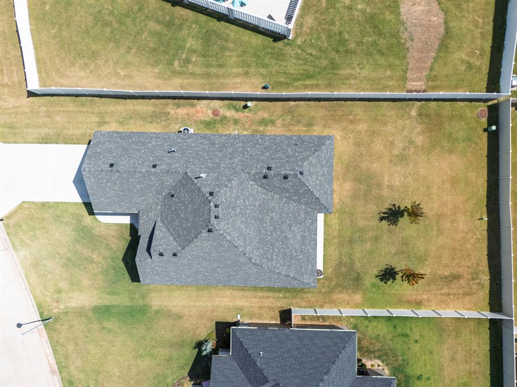 2688 Somerset Drive Property Photo 45