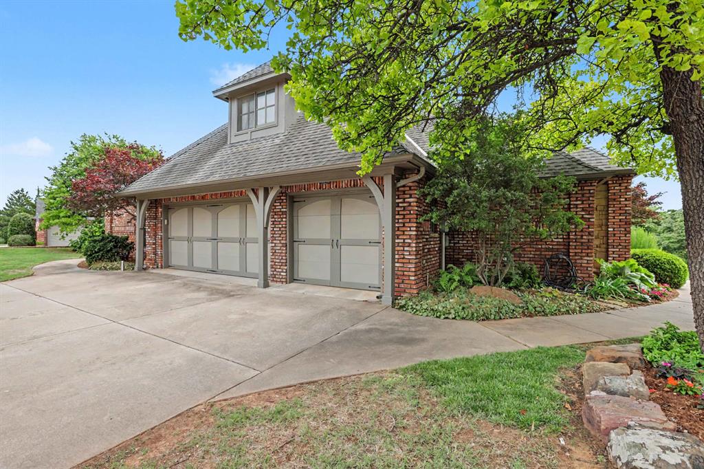 800 Shadow Wood Drive Property Photo 42