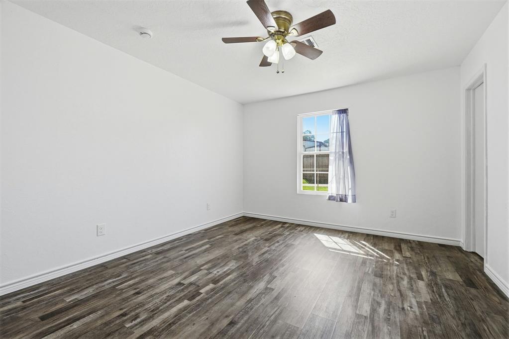 1406 Beth Court Property Photo 16