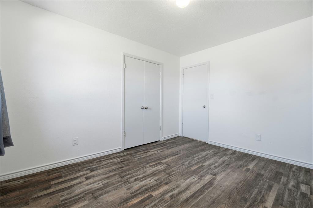 1406 Beth Court Property Photo 20