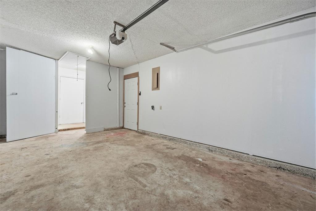 1406 Beth Court Property Photo 28