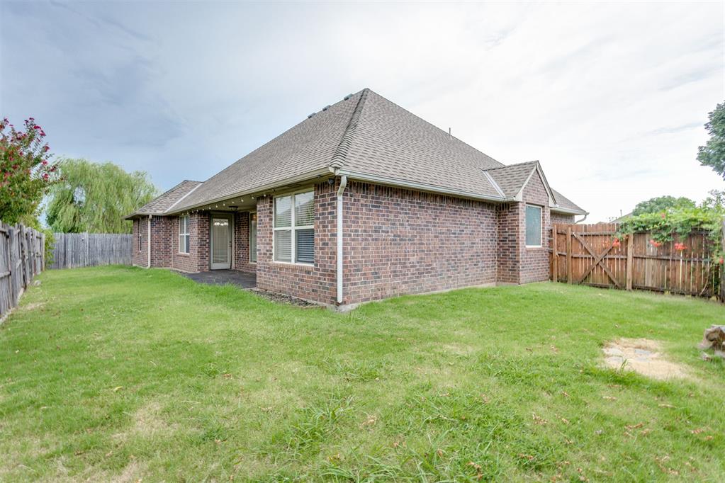 819 Rickwood Circle Property Photo 32