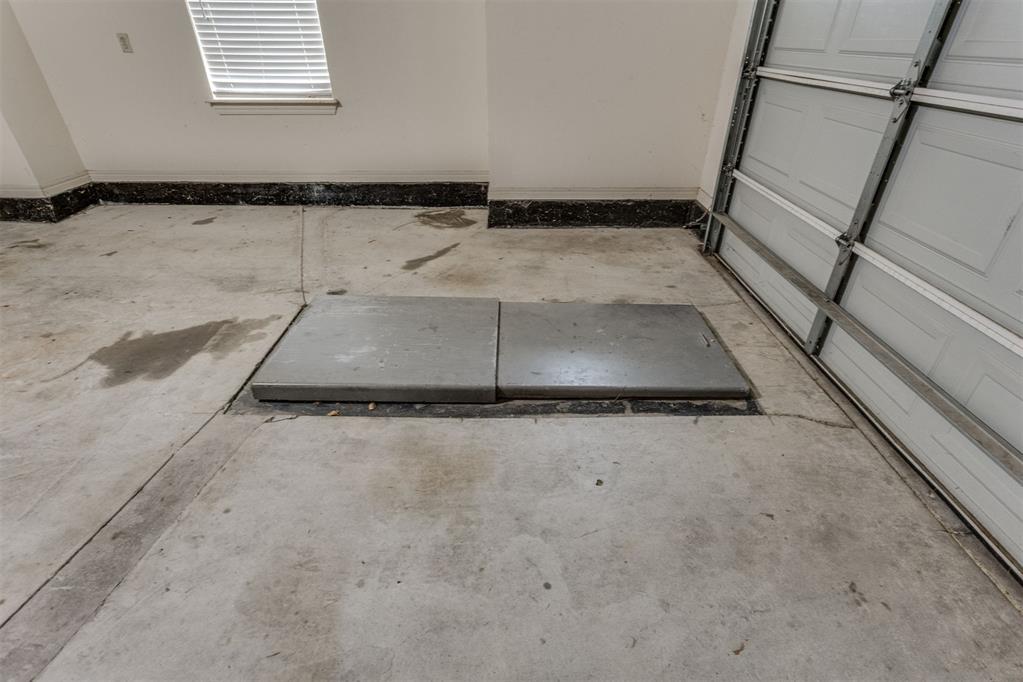 819 Rickwood Circle Property Photo 34