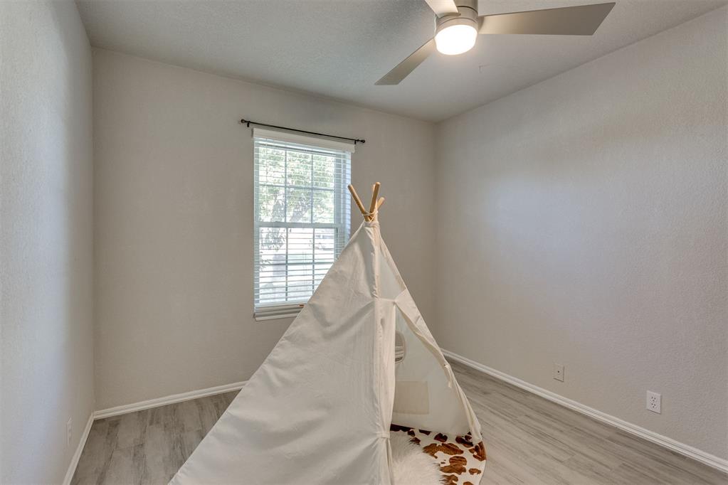 704 Gregg Court Property Photo 33