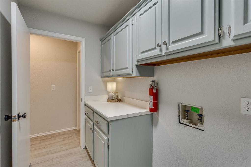 704 Gregg Court Property Photo 35