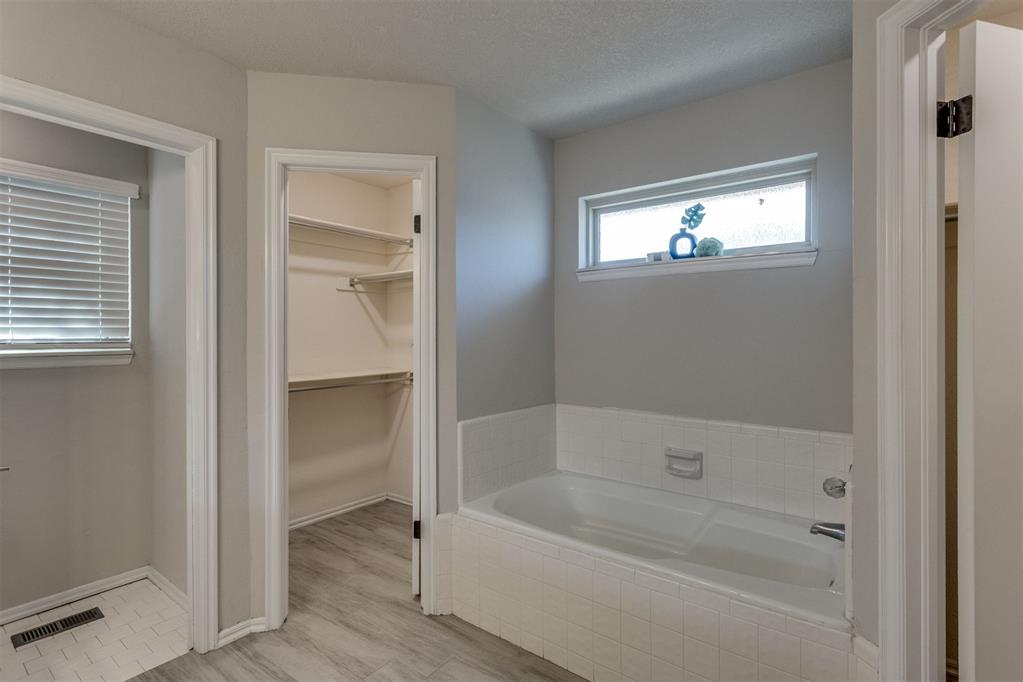 704 Gregg Court Property Photo 42