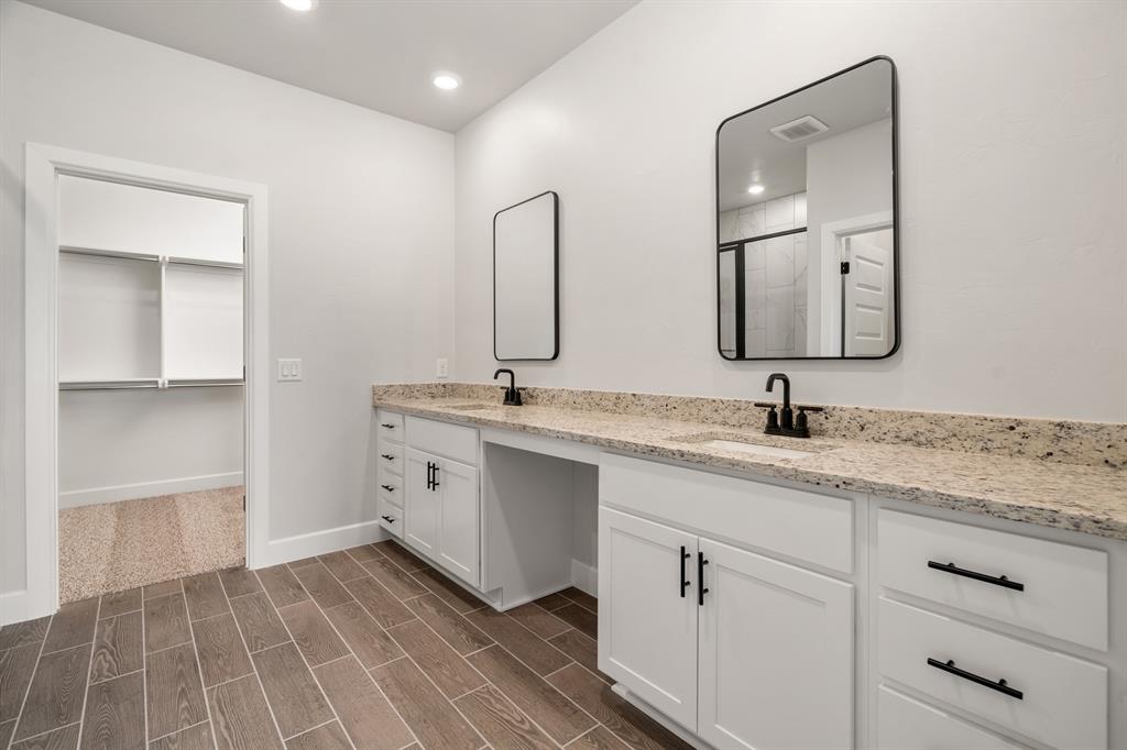 2349 Bohanan Court Property Photo 6
