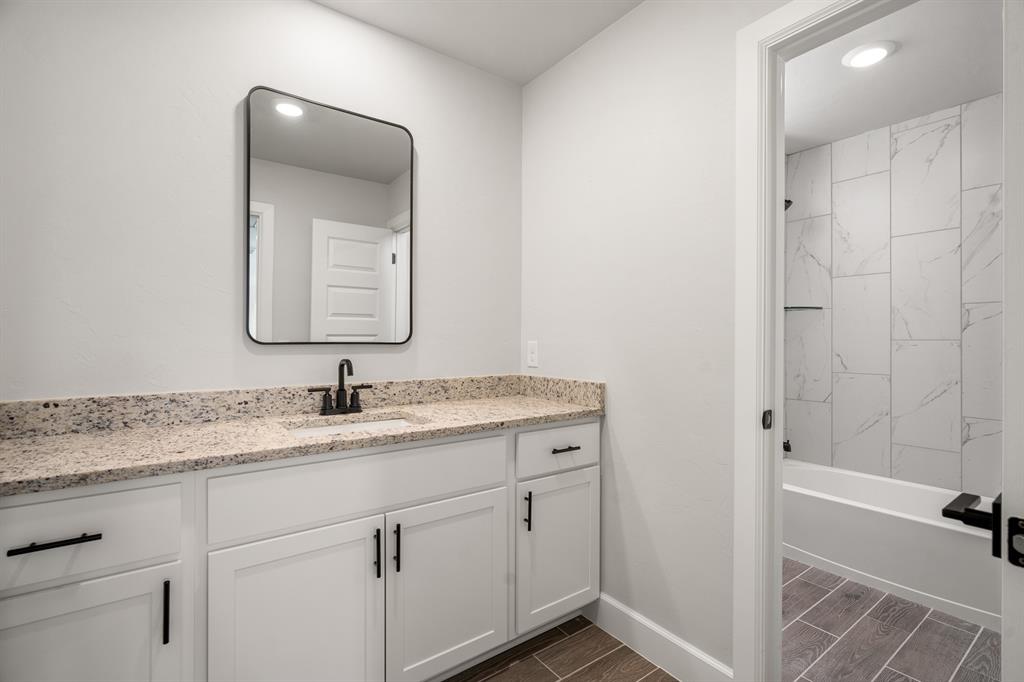 2349 Bohanan Court Property Photo 10