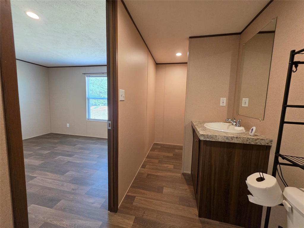 8607 N Bryan Road Property Photo 15