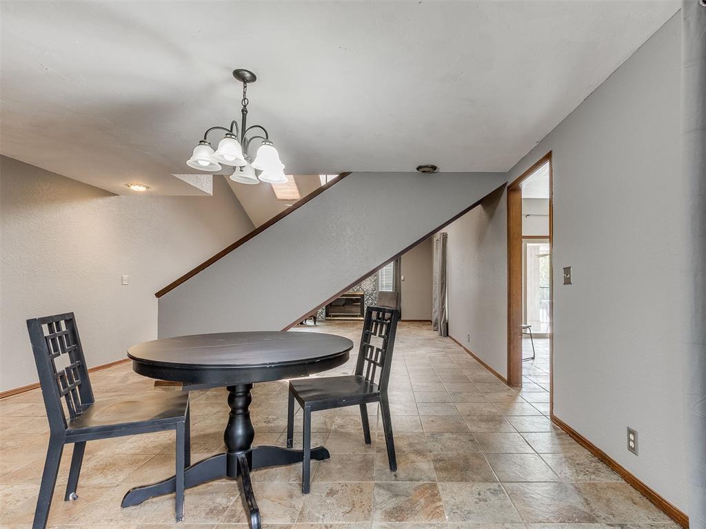 10204 Glendover Avenue Property Photo 7